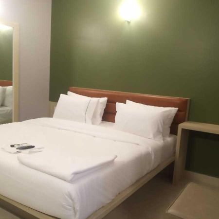 Air Avenue Hotel - Airport Devanahalli Bagian luar foto