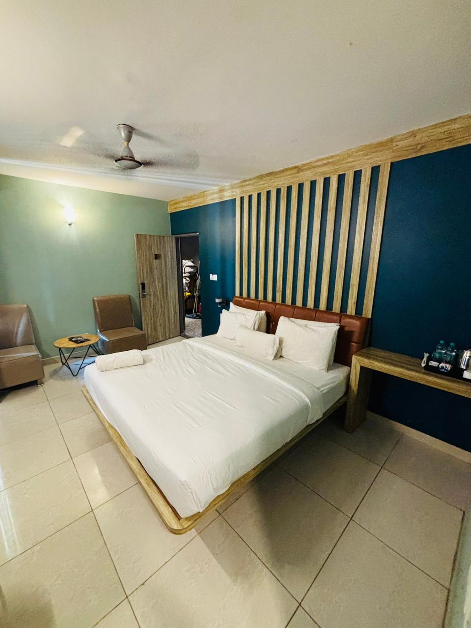 Air Avenue Hotel - Airport Devanahalli Bagian luar foto