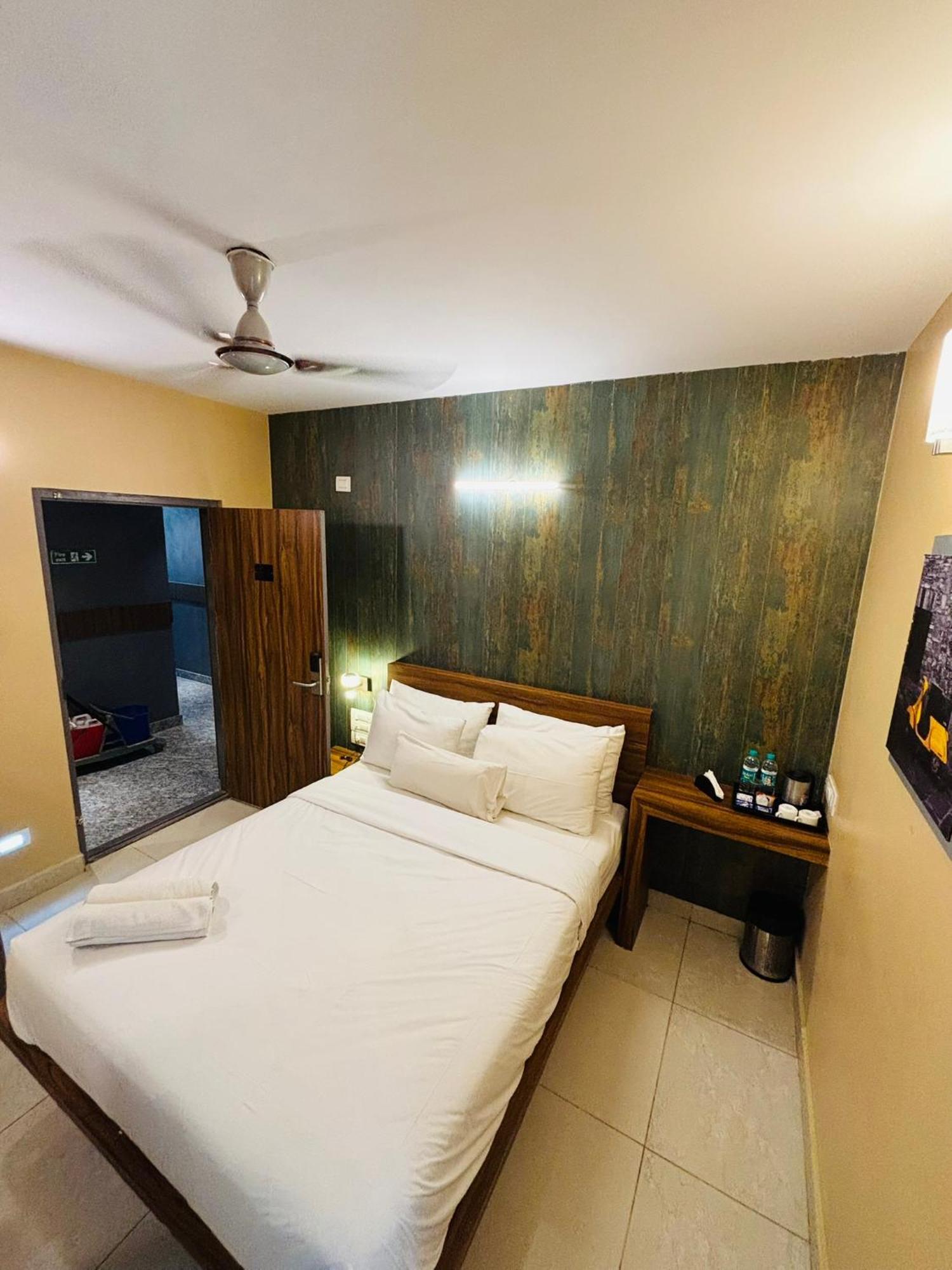 Air Avenue Hotel - Airport Devanahalli Bagian luar foto