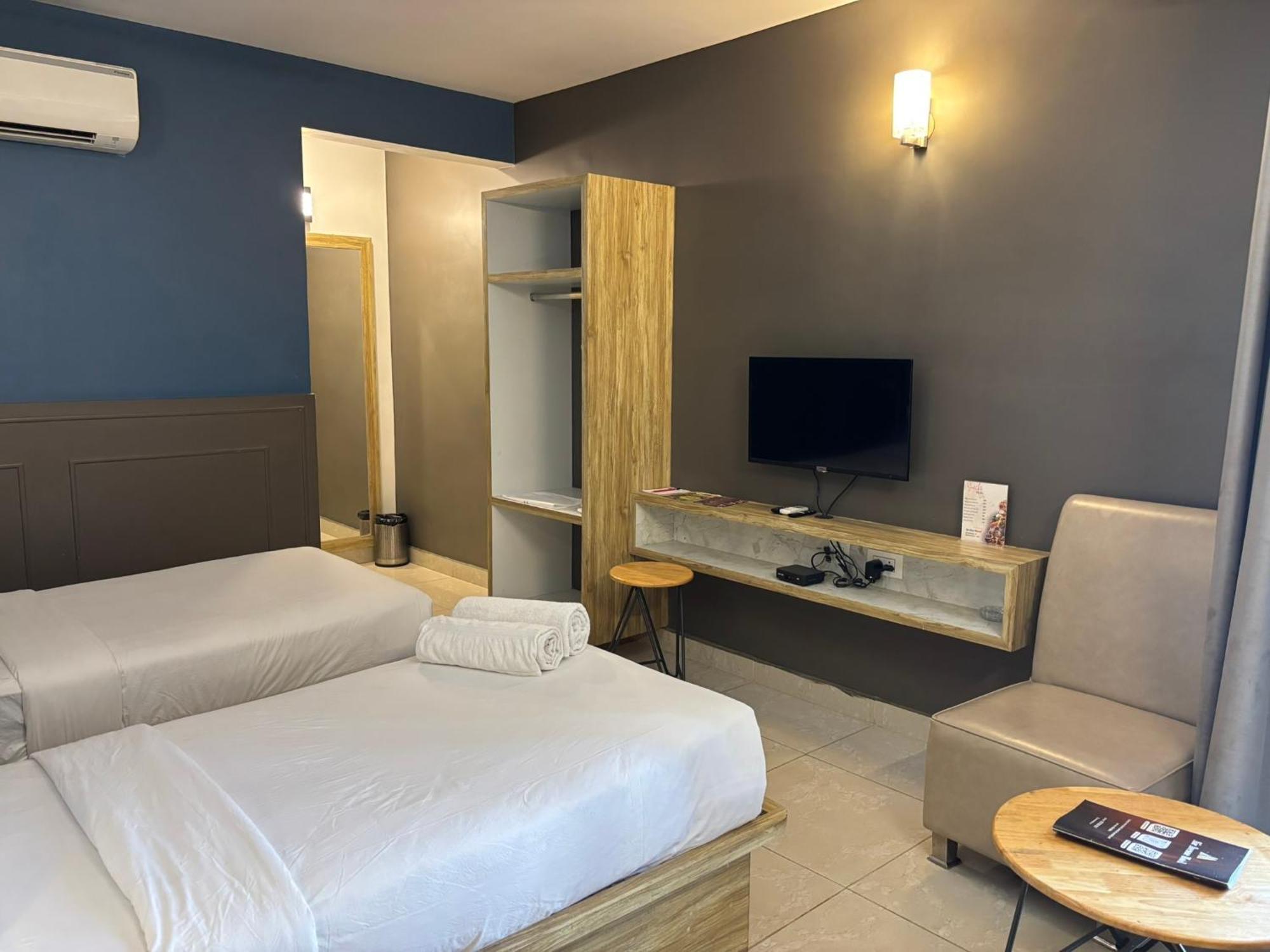 Air Avenue Hotel - Airport Devanahalli Bagian luar foto