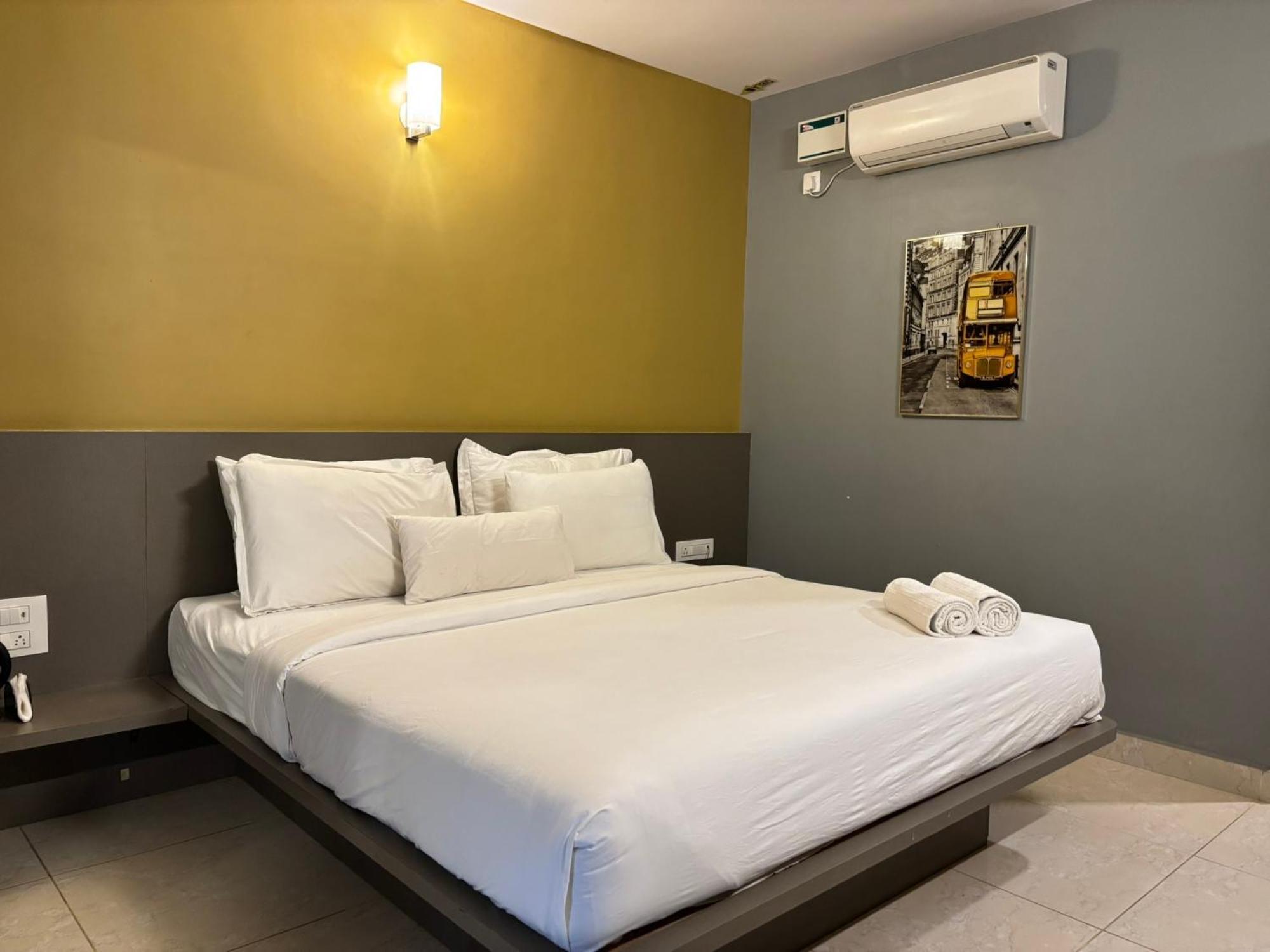 Air Avenue Hotel - Airport Devanahalli Bagian luar foto